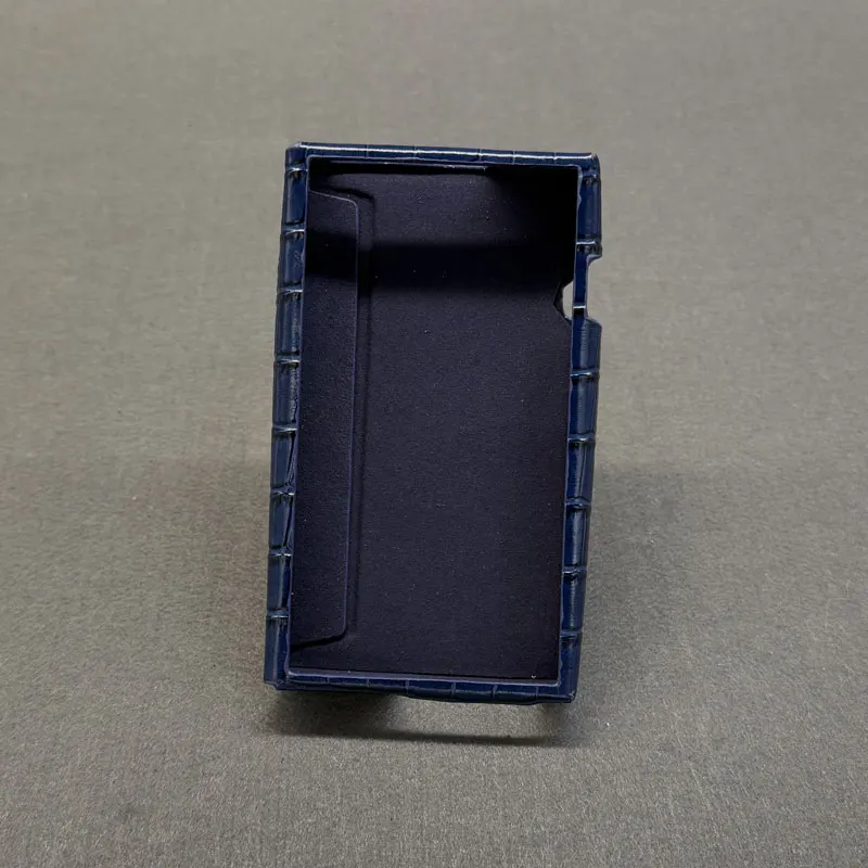 

A6 Custom-Made Leather Case For A&ultima IRIVER SP3000
