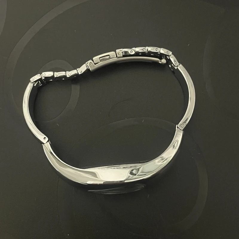 Men's Retro Fashion Personalized Medieval Bracelet Watch Quartz Watch