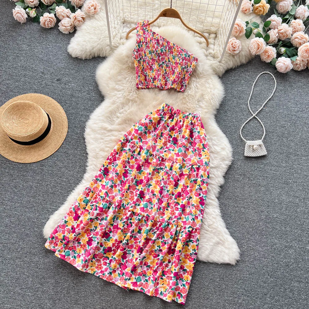 

ALPHALMODA 2023 Floral Print Diagonal collar Sleeveless Stretchy Top + A-line Skirt Women 2pcs Summer Set