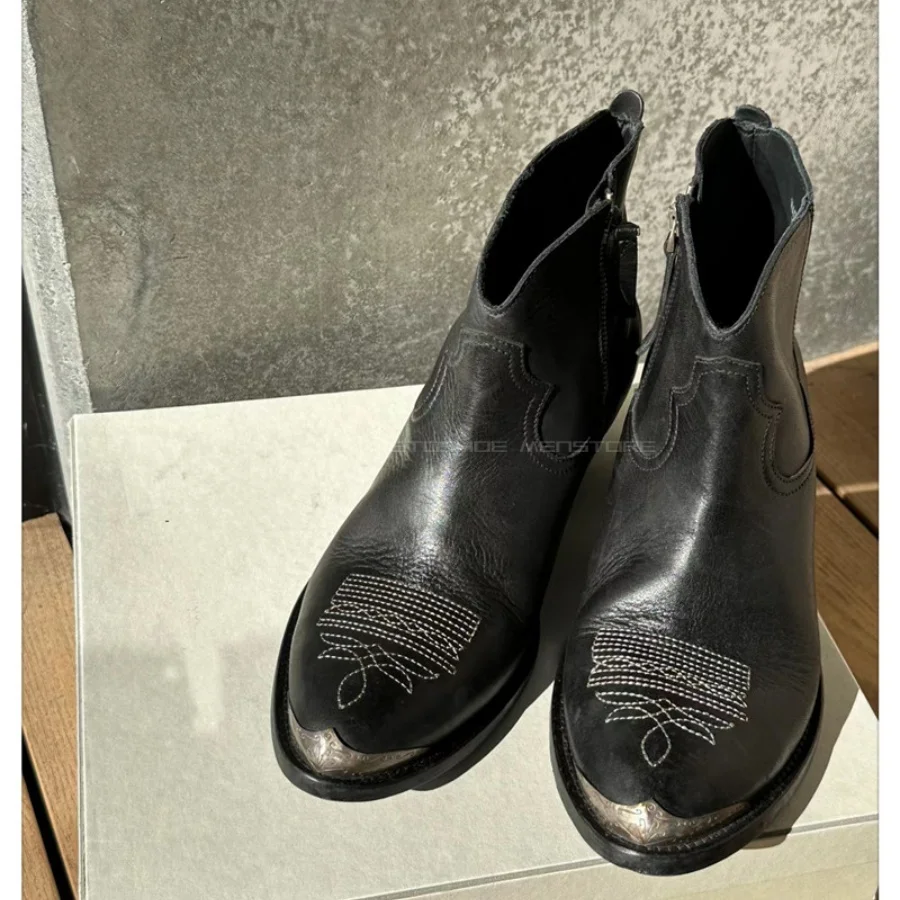 Vintage Embroidered Black Leather Western Boots Metal Toe Cap Side Zipper Pointed Toe Chunky Heel Chelsea Ankle Boots Unisex