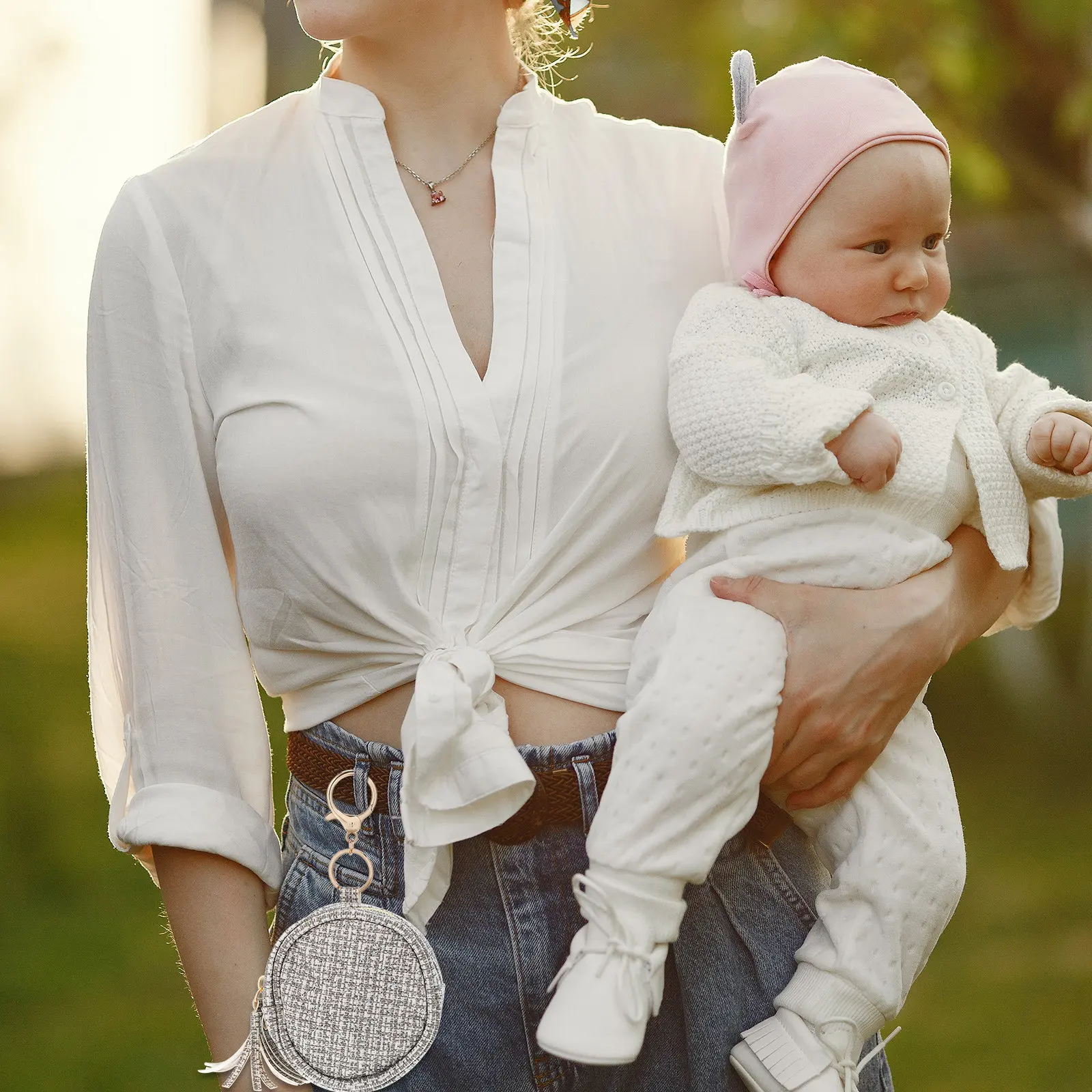 Soft Comfortable PU Pacifier Case Double Compartment Zipper Pouch Clip on Pacifier Organizer Portable Baby Accessory on