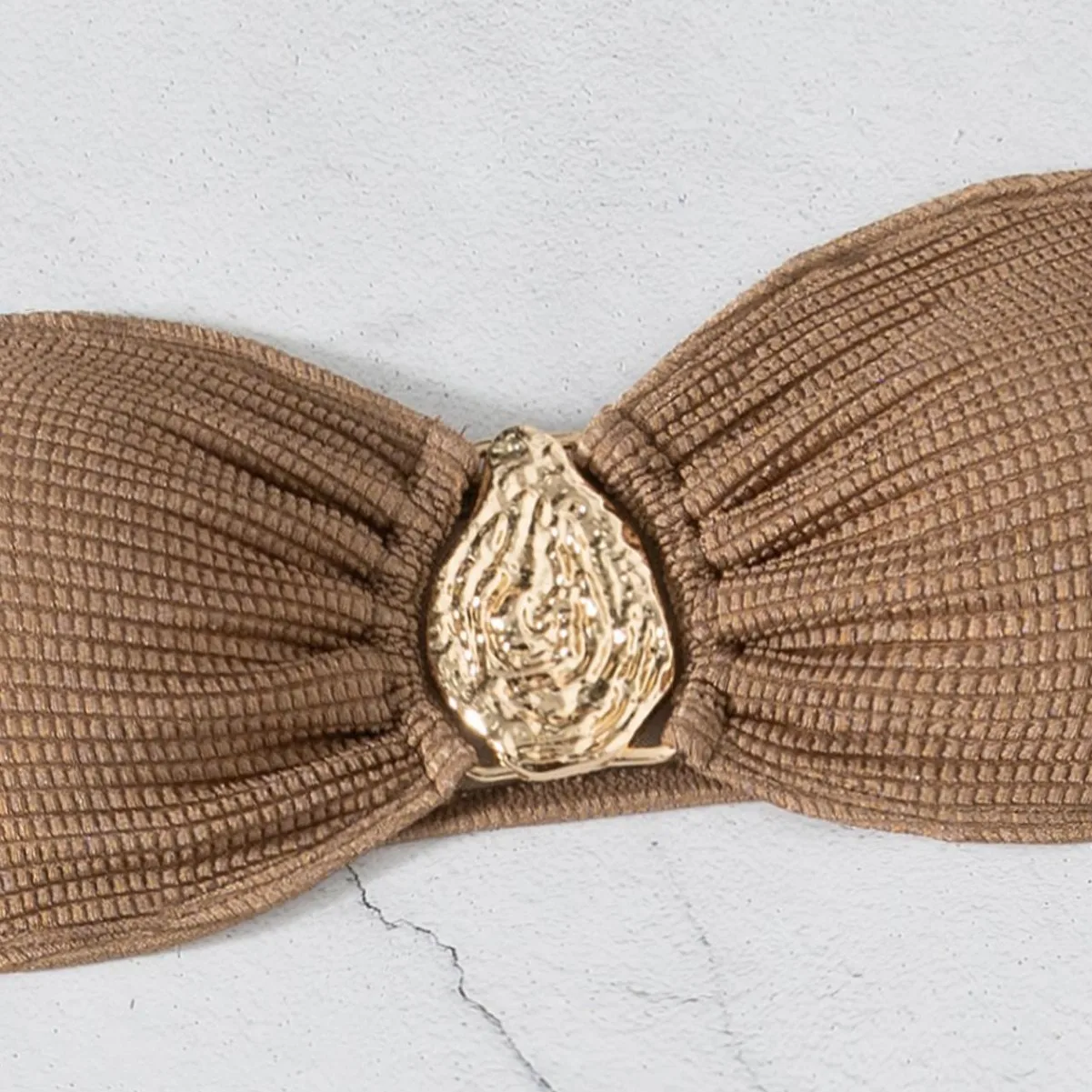 ブラウン固体水着ストラップレスバンドゥビキニセット 3 個カバーアップセクシーな水着女性 2025 メタルバックルビキニビーチウェア