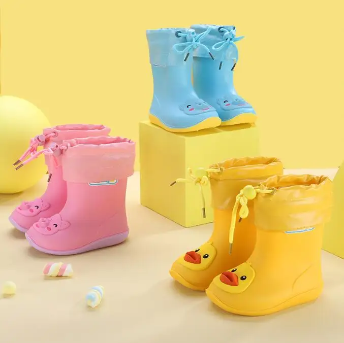 أحذية المطر للأطفال لجميع المواسم قابلة للفصل للحفاظ على الدفء، أحذية مائية على شكل حيوانات كرتونية للأولاد والبنات
