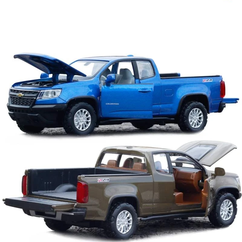 1/32 Chevrolet Colorado ZR2 Alloy Pickup Model Diecast Metal Toy Off-road Vehicle Car Model Simulation Sound Light Gift