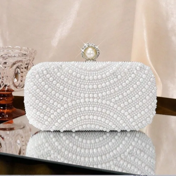 2025 New Pearl Embedded Diamond Evening Bag Women's Handbag Chain Crossbody Bag Banquet Dress Bag Fashionable Trend