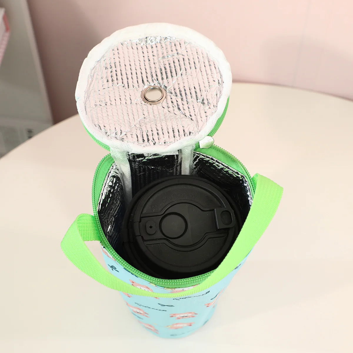 Cute Kuromi Handheld Bag Portable Milk Tea Tote Bag Heat Preservation Bag Eco-friendly Handbag Carrying Insulated Cup Cover Gift view 4