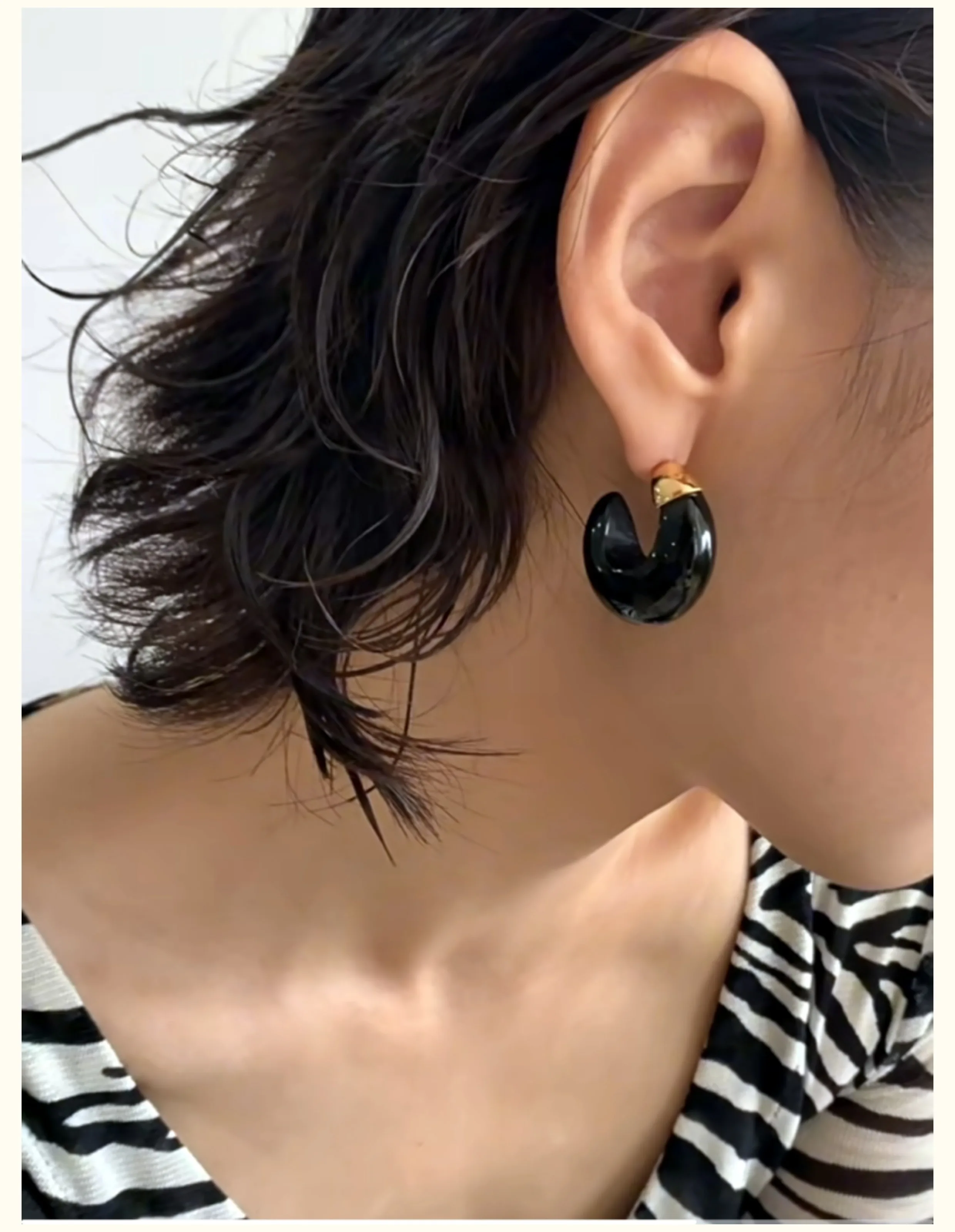 

Brass Retro Black Jade CC Hoop Earrings Women Jewelry Punk Party T Show Gown Runway Trendy Korean Japan Israel Style INS