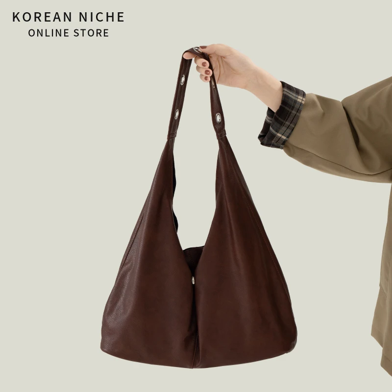 

Korean Minimalist Hobo Bag Large Capacity Waxed Leather Shoulder Bag Relaxed Versatile and Simple Handle Tote Bag for Women