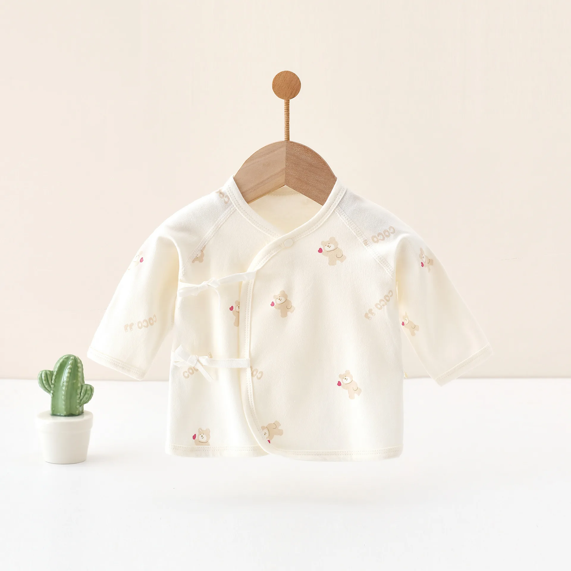 AYNIGIELL Newborn Baby Top 0-3M Delivery Room Baby Close Fitting Jacket, Soft Pure Cotton Clothing for Male and Female Babies