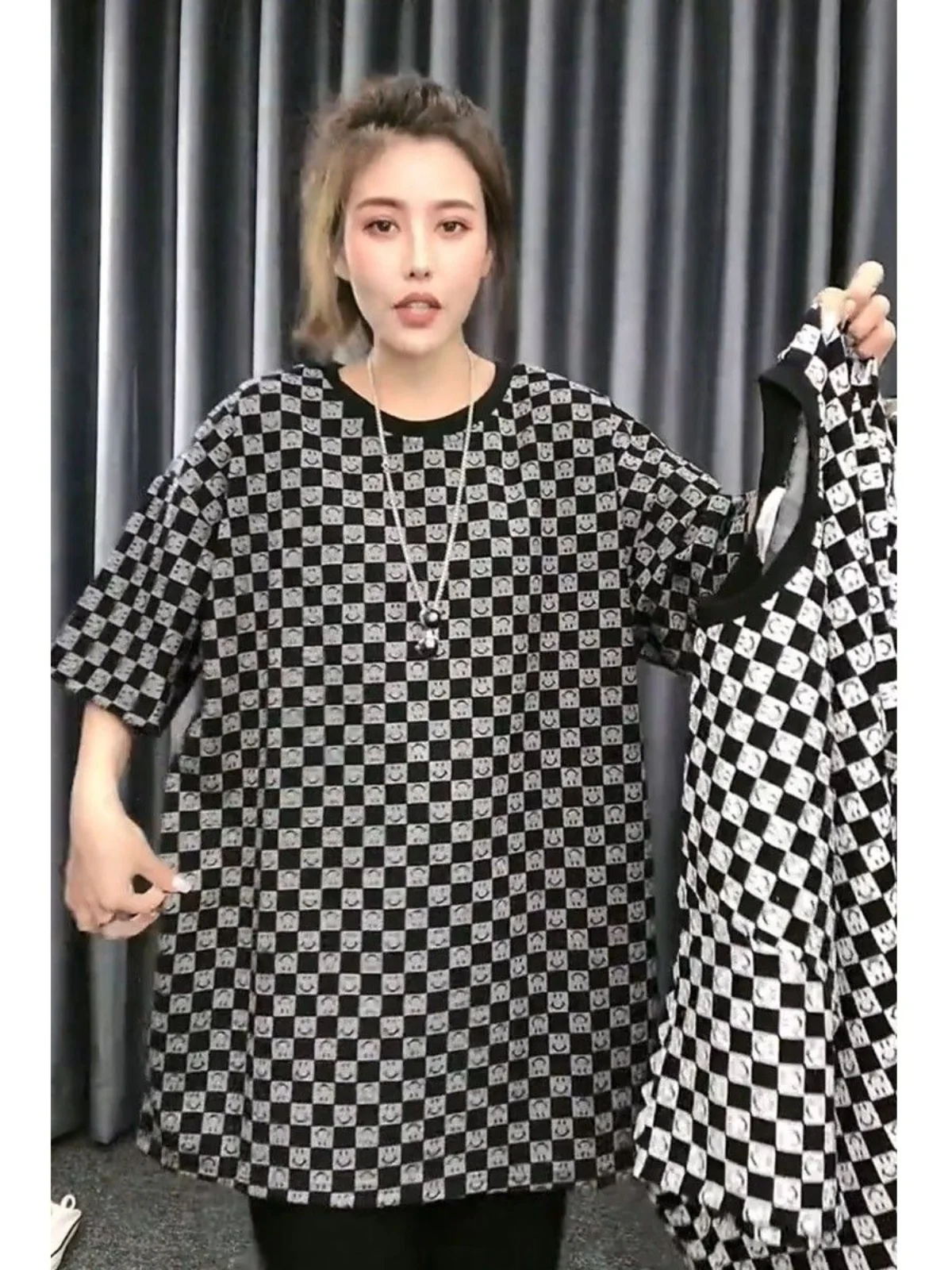 

plus Size Women's Summer Casual Plaid T-Shirt Loose Long Short Sleeve Top And Pear Body Type Suitable Commute Style