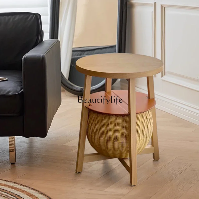 

Italian light luxury solid wood edge few Nordic simple small round table storage rattan wabi-sabi wind corner few