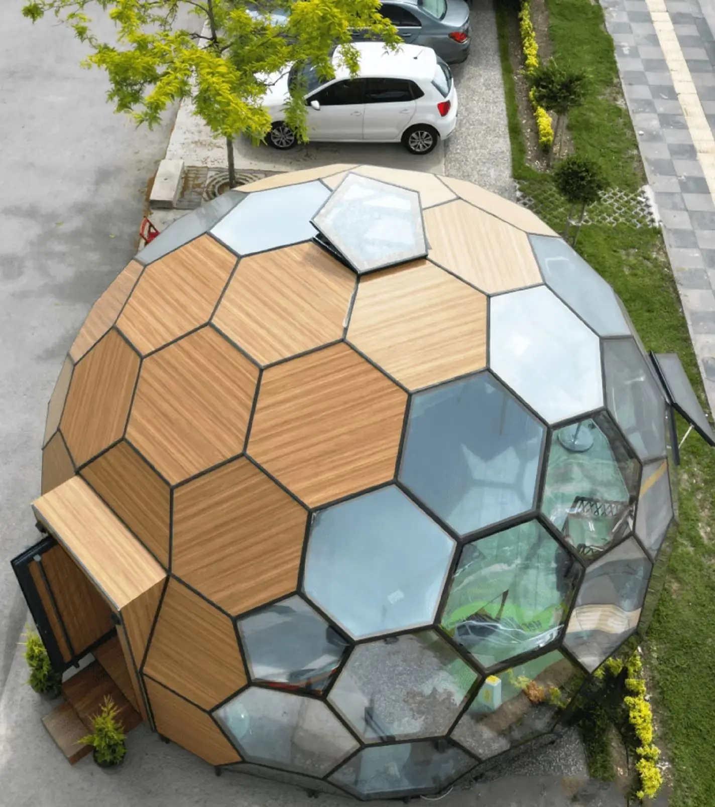 Four-Season Glass Dome Geodesic Camping Tent Igloo Style Glass Panels One Bedroom Living Room UV-resistant/Fireproof for