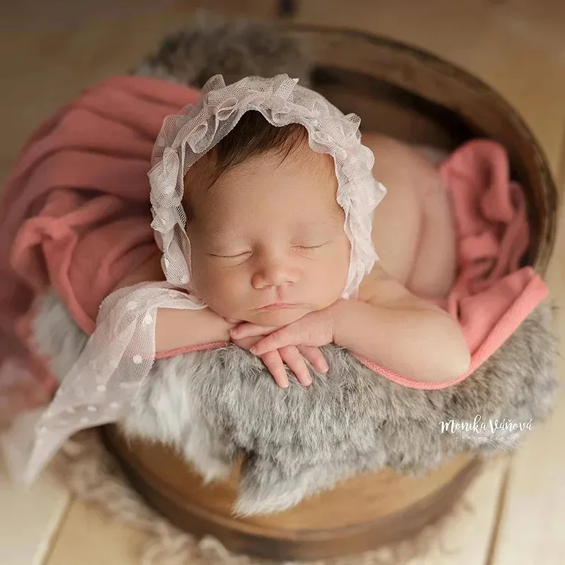 Newborn Photography Props Fashion New Solid Color Ruffle Crochet Lace pillows Baby  Posing Photo Shooting Pillow Accessories