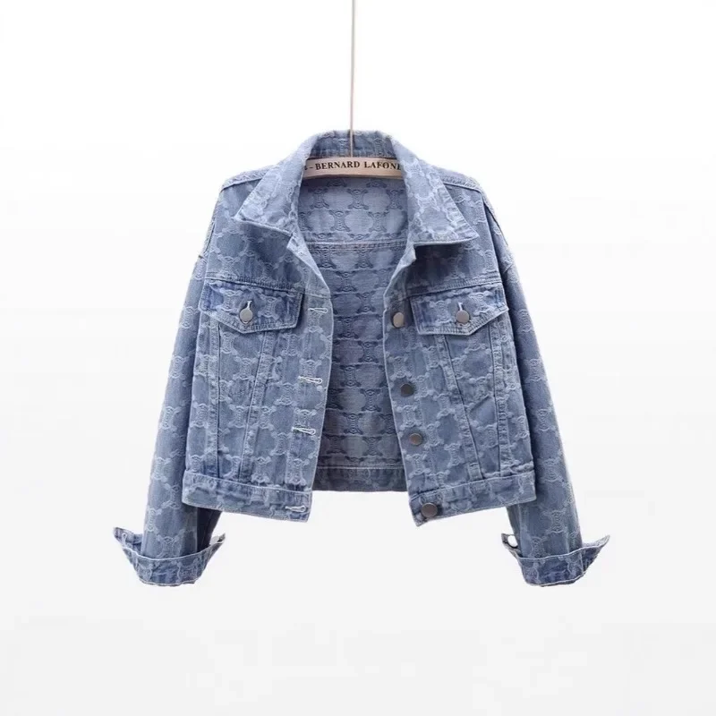 سترة الدنيم النسائية 2025 الخريف/الشتاء نمط التطريز الجاكار أنماط قصيرة فضفاضة تناسب التلبيب جيوب سترة تويد متعددة الاستخدامات