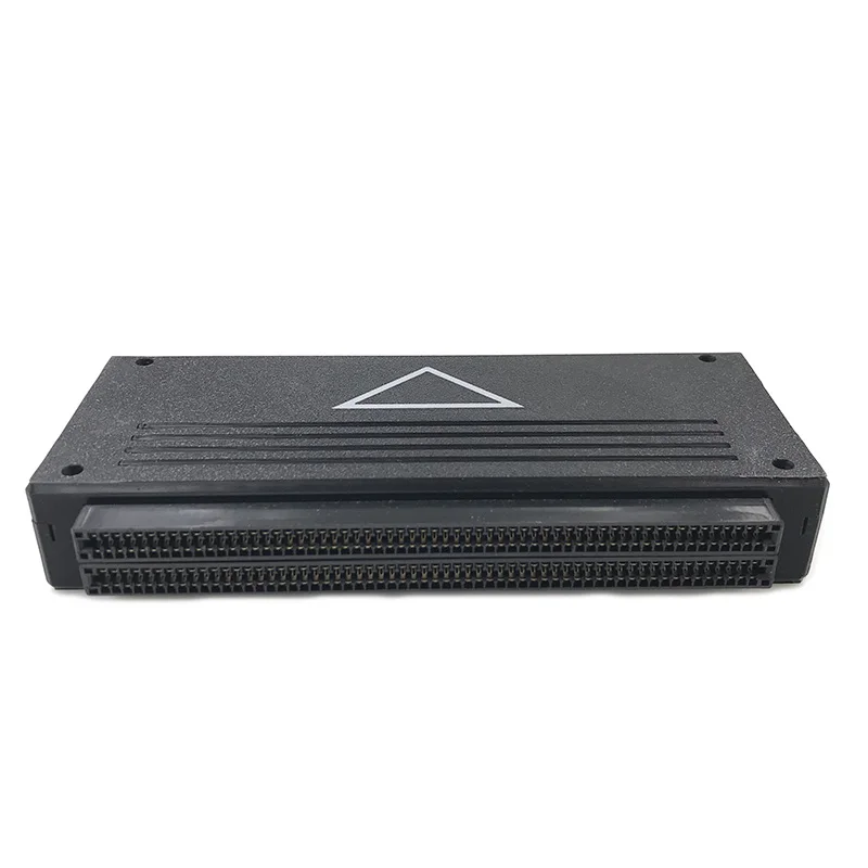 يمكن استخدام بطاقة تحويل AES إلى MVS لتشغيل بطاقات ألعاب MVS على وحدات تحكم NEOGEO AES