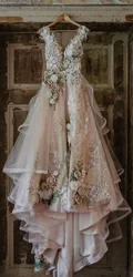 Customized Floral Lace Wedding Dresses Outdoor Champagne Long Bridal Gowns Designer Robe De Mariée