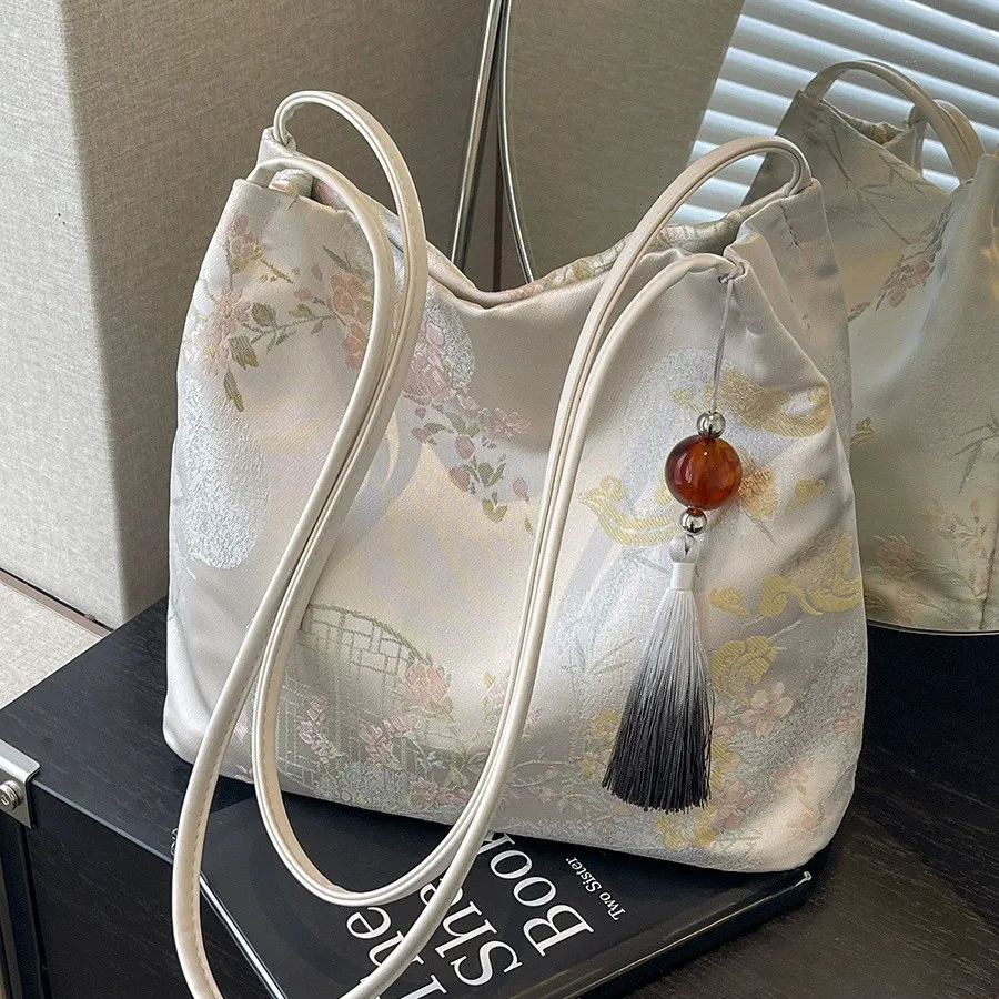 New Chinese style large capacity women's bag 2026 new trendy and fashionable shoulder bag, hand-held bucket bag