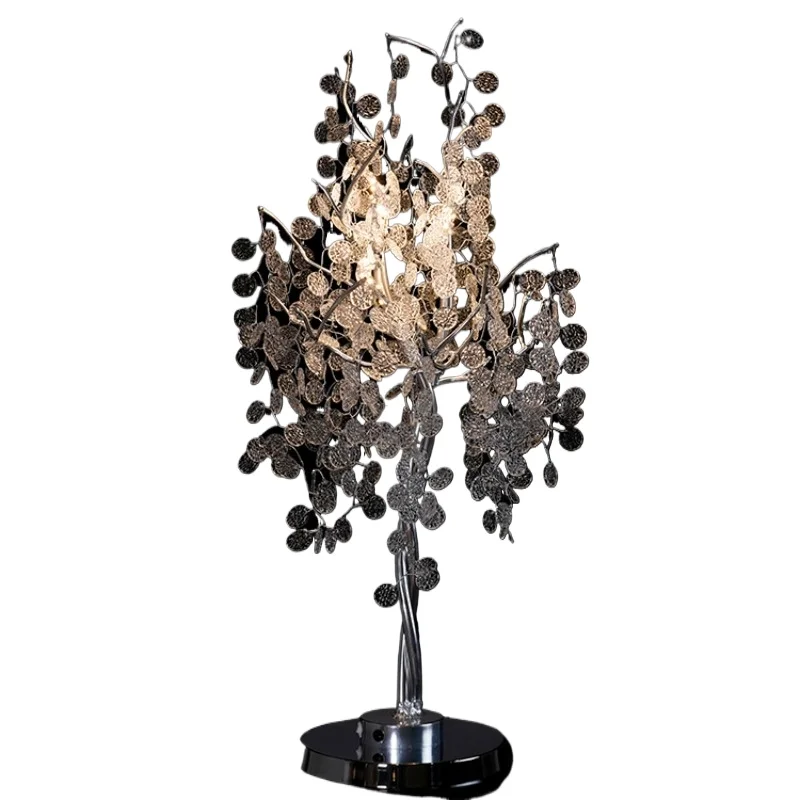 Luxury flower racks, wedding ornaments, glass hanging decorations, dining tables, and trees