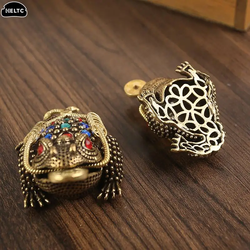 1pcFeng Shui Toad Money LUCKY Fortune Wealth Chinese Golden Frog Toad Coin Home Office Decoration Lucky Gifts Tabletop Ornaments