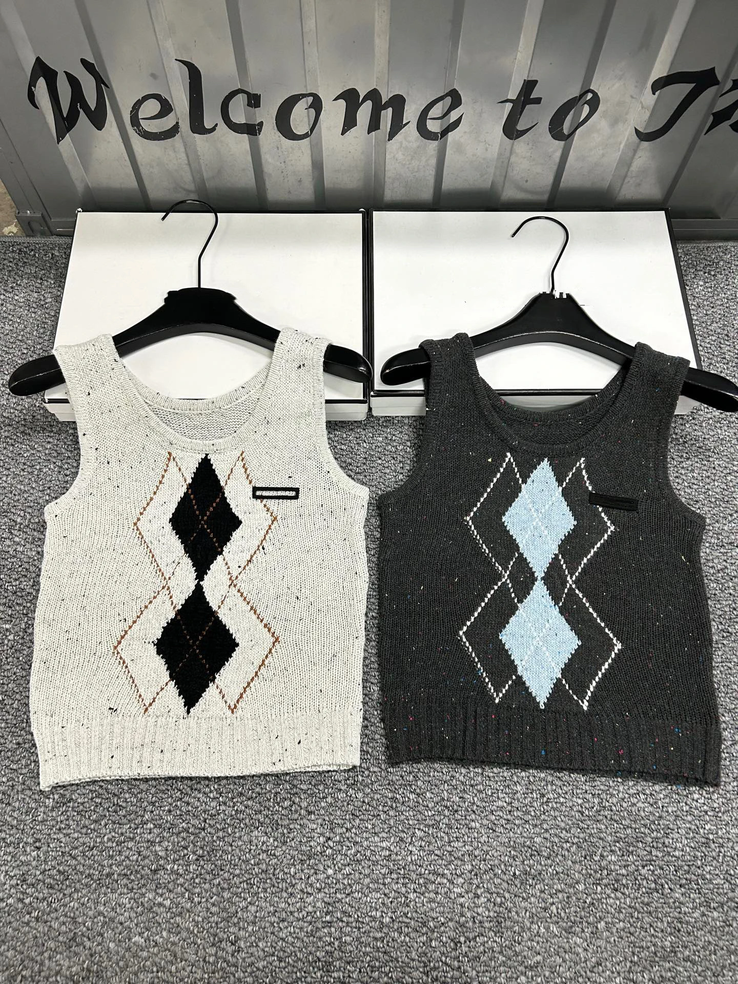 

Женский вязаный жилет VIBE в стиле ретро, без рукавов, для повседневной носки, с ромбовидным узором, корейская версия, стандартный крой, трикотаж