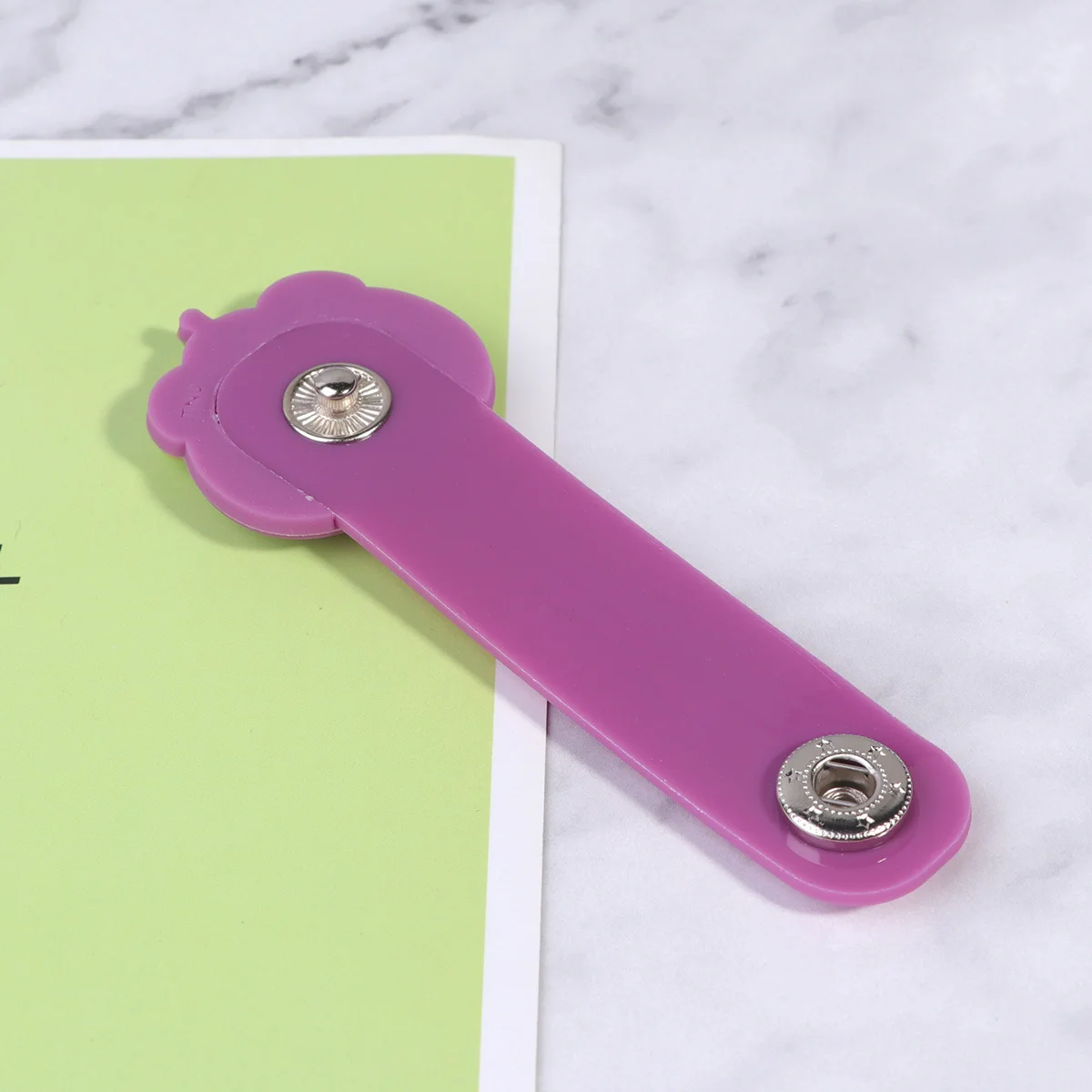 

2Pcs Silicone Headphone Cord Organizer Cable Winder Mini Size Practical Cartoon Data Line Management for Cellphone USB Cables