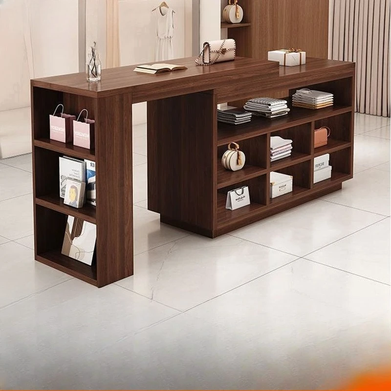 

Clothing store Nakajima display cabinet, flowing water display stand