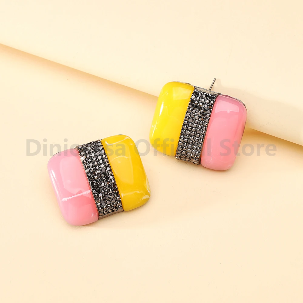 Color-Block Resin Stud Earrings — product detail 5