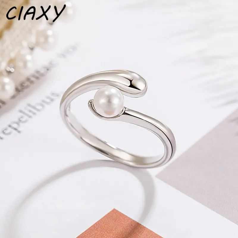 Silver Color Circular Rail Pearl Ring Unique Advanced Sense Opening Engagement Rings for Women Colleague Birthday Jewelry Gift