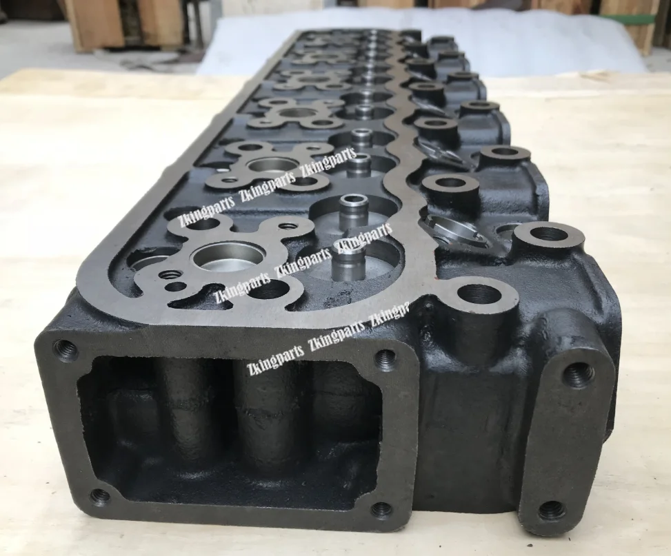 Engine Parts FE6 FE6T Cylinder Head Fit for Nissan Truck