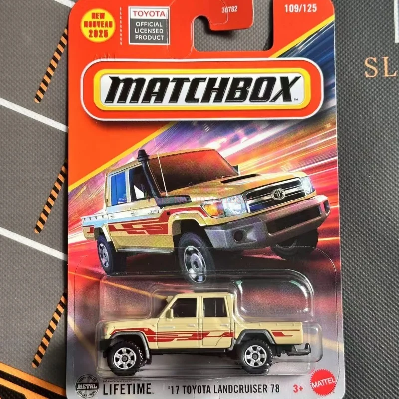 재고 있음 성냥갑 17 Toyota Landcruiser 78/1980 Amc Eagle 1:64 합금 자동차 모델 컬렉션 어린이 선물