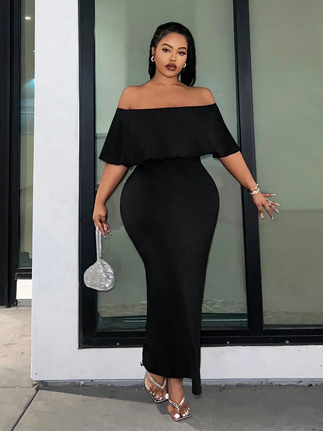 

Элегантное облегающее платье больших размеров с открытыми плечами для вечеринок, отпуска и свиданий