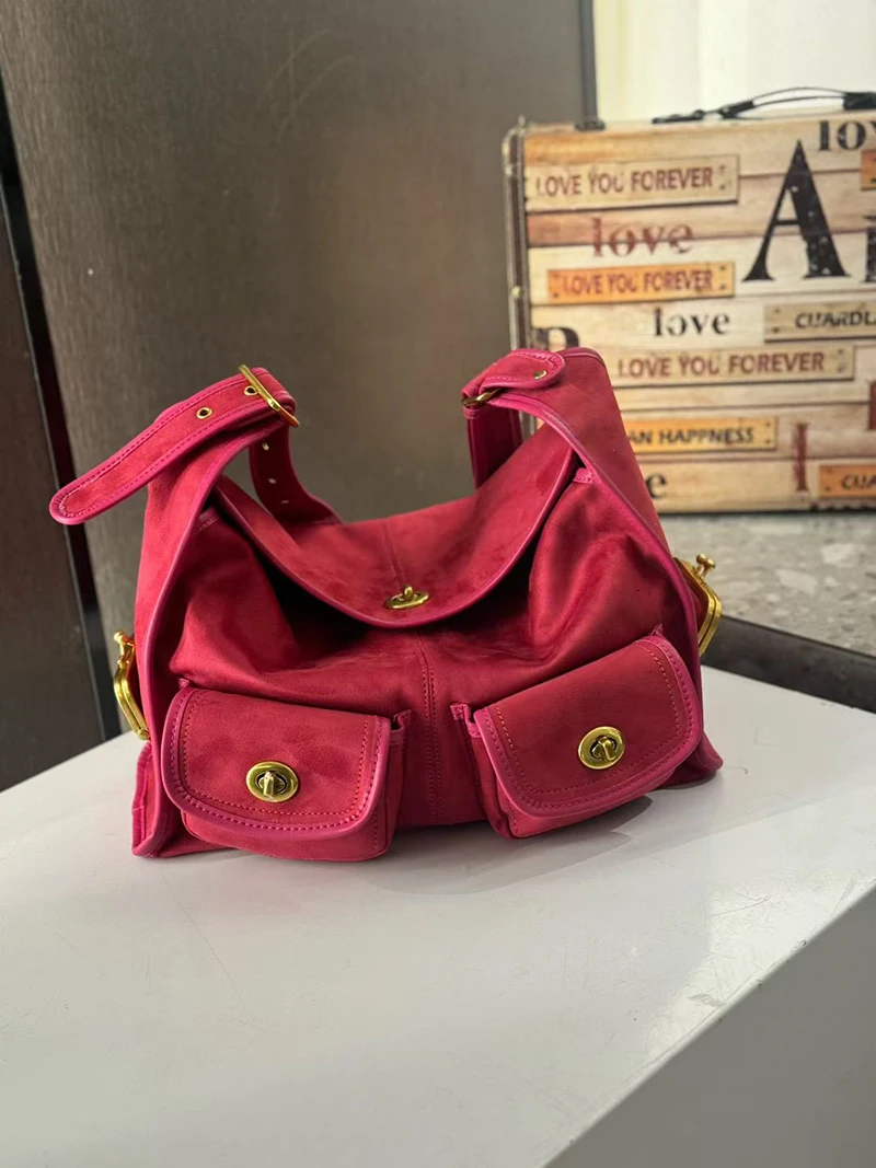 

Повседневная городская сумка-подушка из замши большой вместимости, на одно плечо, через плечо, в винтажном стиле, с полиэстеровой подкладкой, на молнии