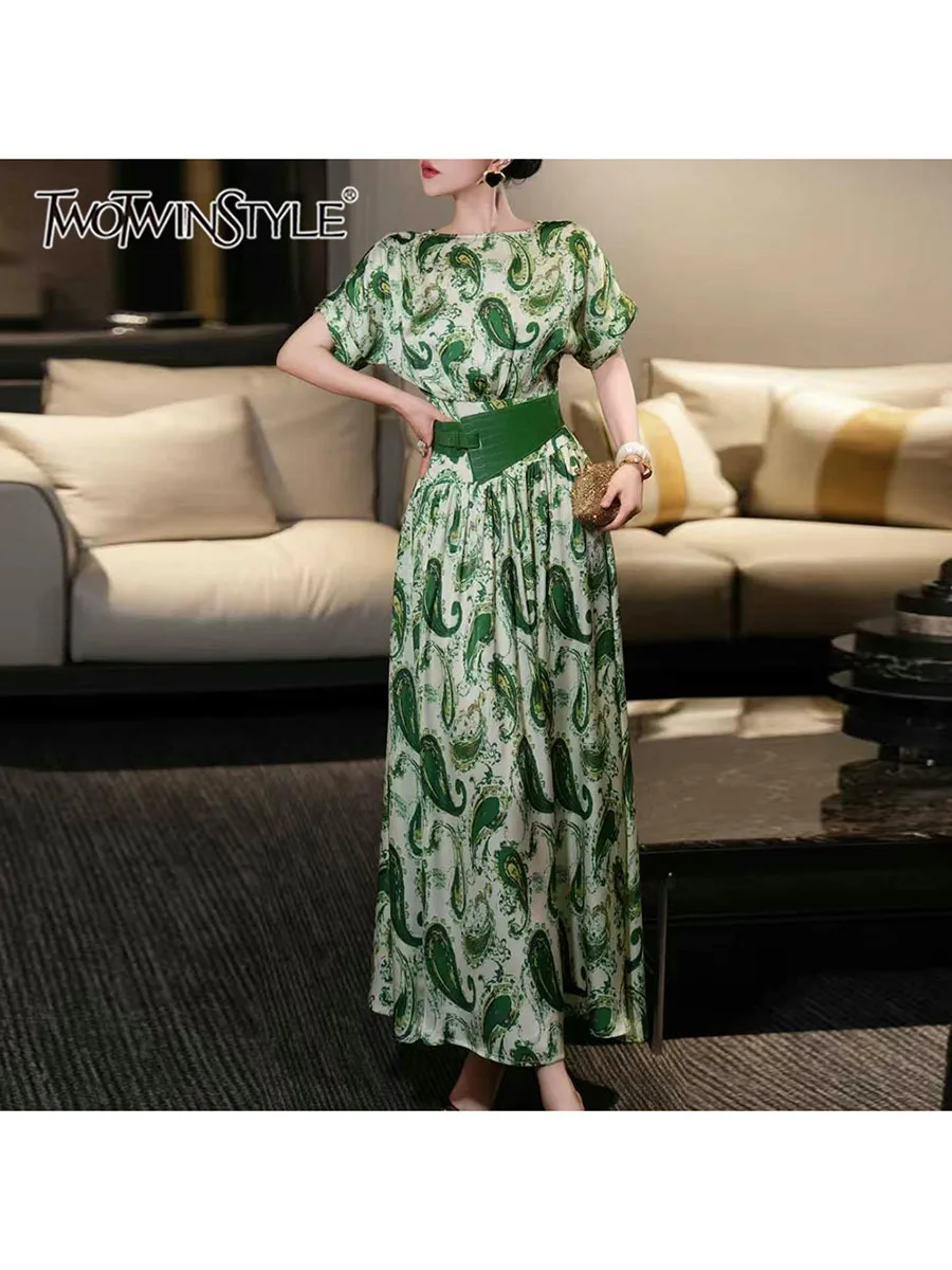 

TWOTWINSTYLE Hit Color Spliced Printing Loose Dresses For Women O Neck Short Sleeve High Waist Temperament Dress Female Fashion