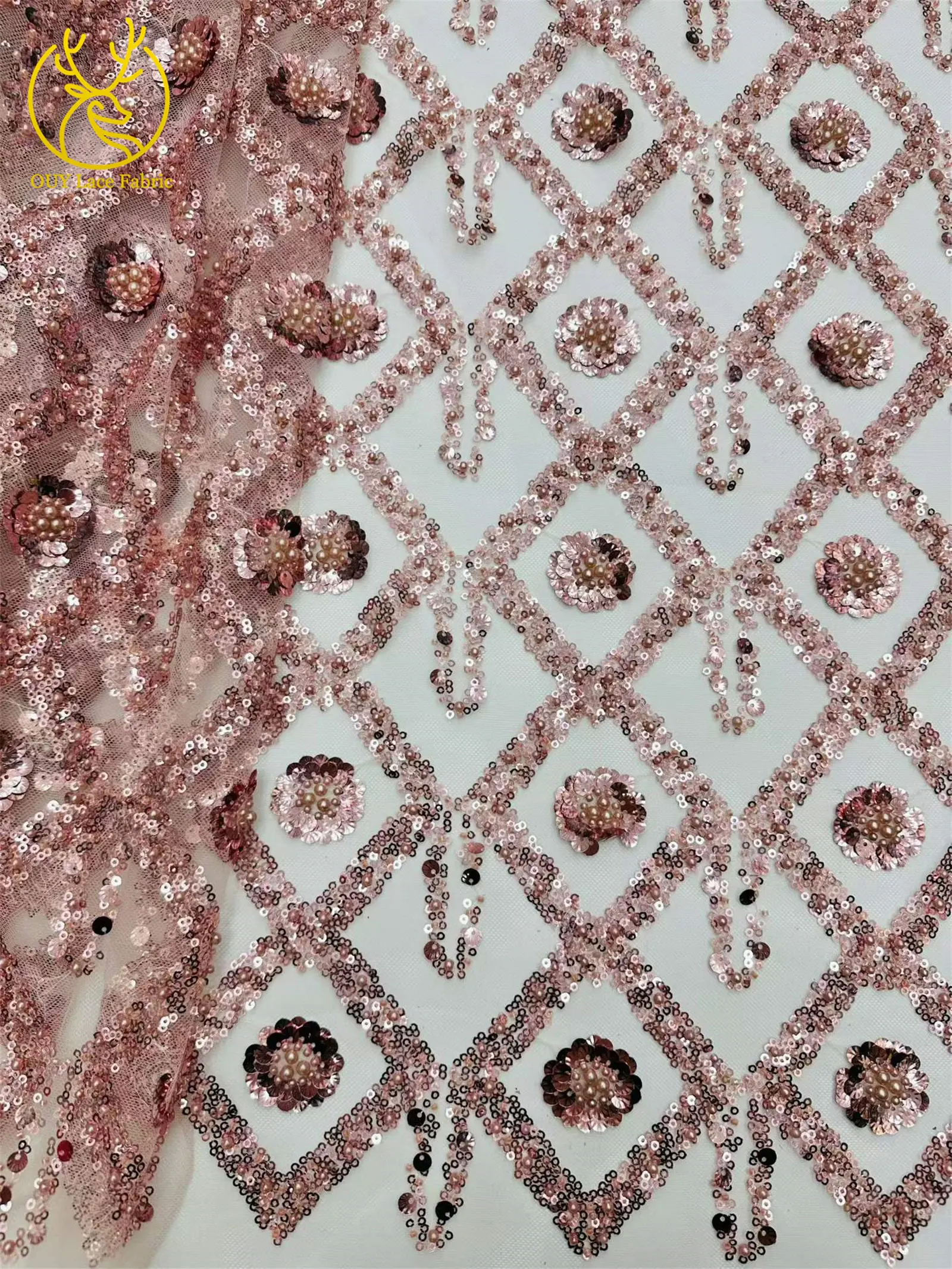 Wunderschöner afrikanischer nigerianischer Pailletten-Spitzenstoff in Diamantform, 2026, hochwertiger französischer Tüll zum Nähen von Abendkleidern – Detail 18