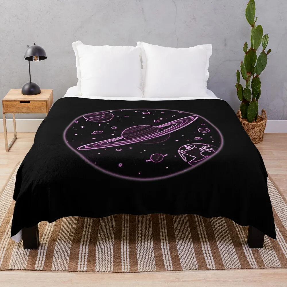 

Saturn Solar System Pink Glow Summer Vibe Плед Путешествия Роскошные дизайнерские одеяла на заказ