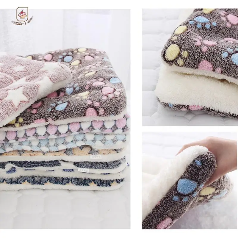 Soft Fluffy Pet Dog Blanket Cute Star Printing Pet Mat Warm Breathable Skin Friendly Cats And Dogs Bed Blanket Pet Supplies