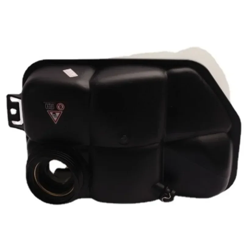 

China Brand New Genuine Auxiliary Coolant Kettle For Mercedes Benz W219 W211 E200 E240 E280 E300 E320