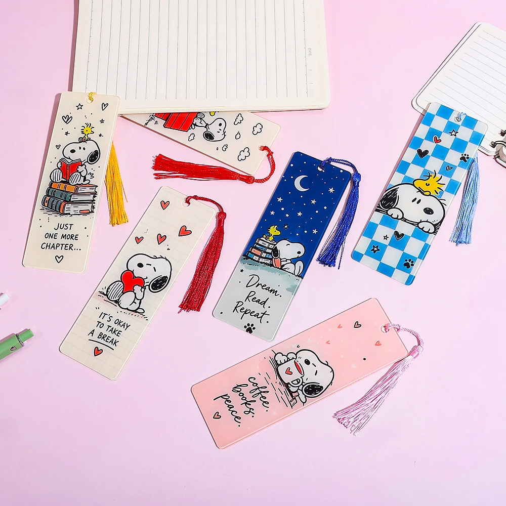 Cartoon illustrations, dogs, acrylic long bookmarks, fresh cartoon printing, double-sided pattern, book page markings suitable.