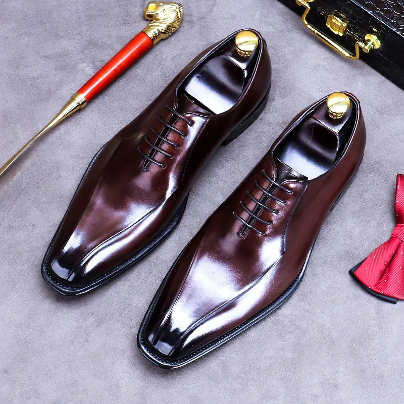 

Men's Casual Leather Shoes Business Dress Shoe British Leisure Glossy Patent Leather Retro Polished Wide Footed Pointed Shoes