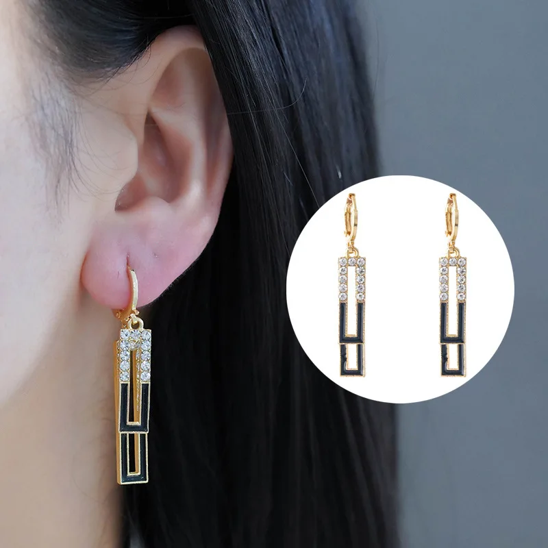 Nowe wykwintne czarne kryształowe proste geometryczne kwadratowe kolczyki dla kobiet Spersonalizowane codzienne akcesoria Biżuteria imprezowa Prezenty