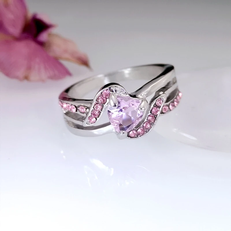 Luxury Fashionable New Style Female Twinkle Pink Oval Fretwork Zircon Stone Ring Trendy Silver Color Cute Jewelry Gift for Women