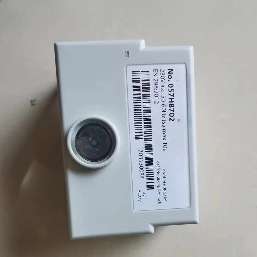 82.10 programmable controller 057H8702 burner control box