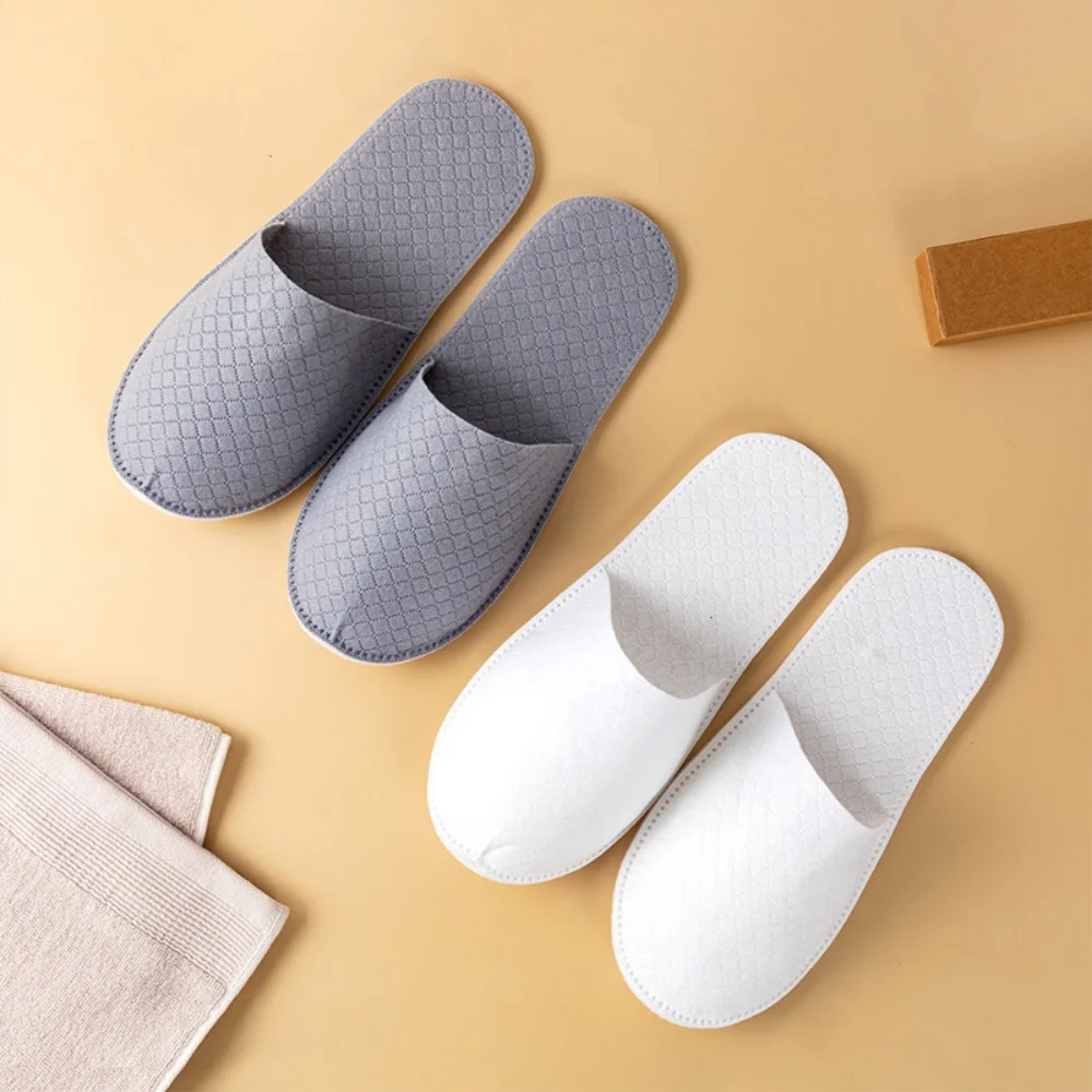 1Pair Closed Toe Non-slip Hotel Slippers High Quality Disposable Hotel Bathroom Slippers Indoor Guest Travel Slippers Men Women