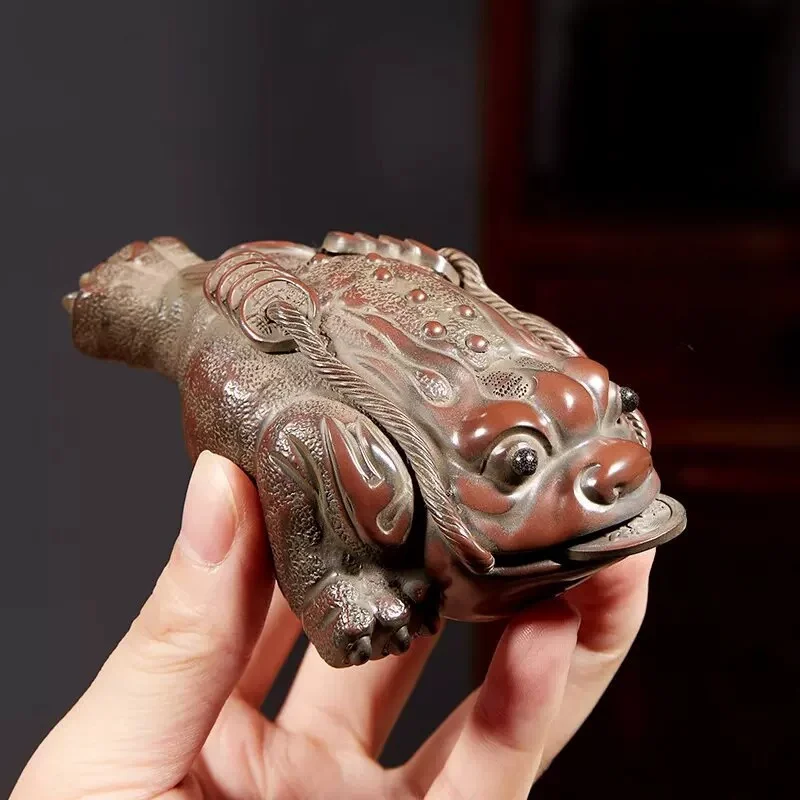Qinzhou Nixing pottery tea pet ornament boutique tea table decoration accessories antique golden toad