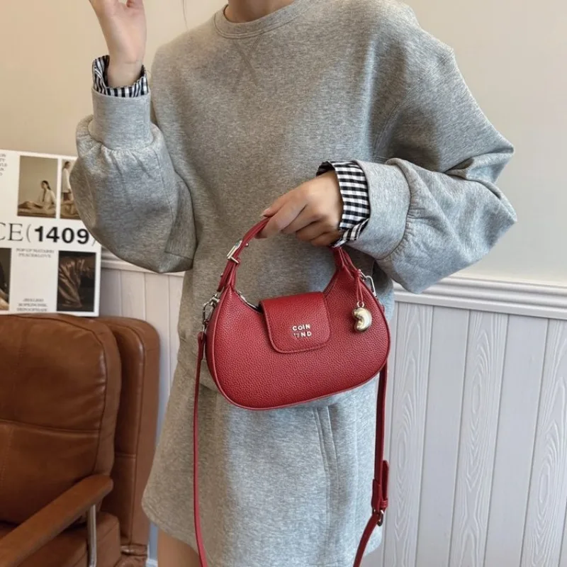 

Luxury Maillard Design Inspired Bag For Women Vintage Underarm Shoulder Bag For Those Who Appreciate Classic Elegance