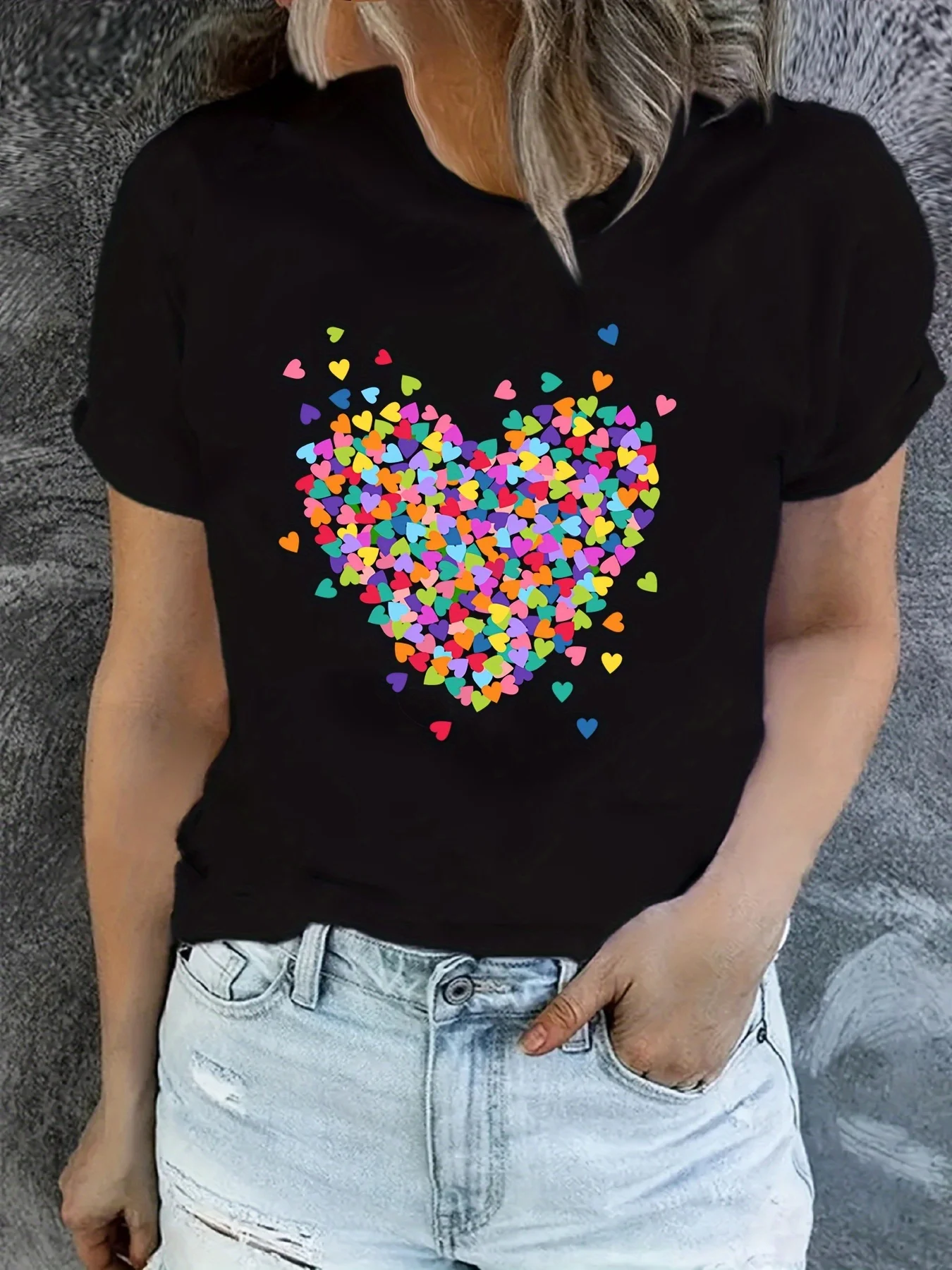 Casual Women's T-shirt with Colorful Heart-shaped Creative Pattern Print Summer Short Sleeved Round Neck Fashionable Clothing