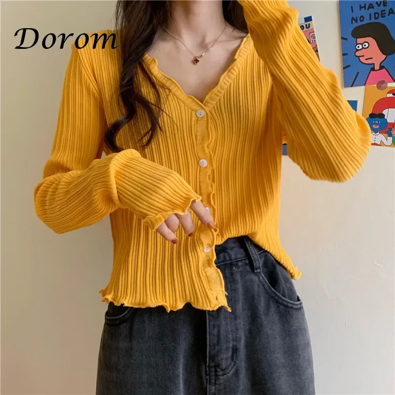 Korean Short Sweater Women V-Neck Thin Cardigan Fashion Long Sleeve Button Slim Knitted Sweater Sun Protection Cropped Top Mujer