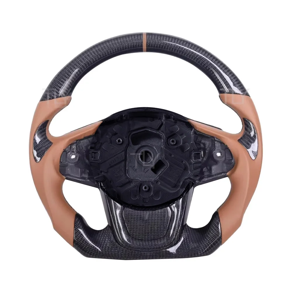 

Индивидуальный руль из перфорированной кожи и настоящего карбона для Toyota Supra MK5 A90 GR 2019-2024 – Обновление интерьера автомобиля