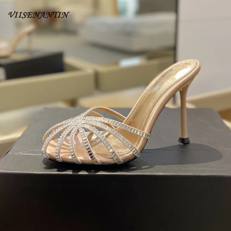 

Luxury Rhinestone Round Toe High Heel Runway Style Half Slippers Shoes Women Narrow Band Hollow Baotou New Fashion Party Sandals