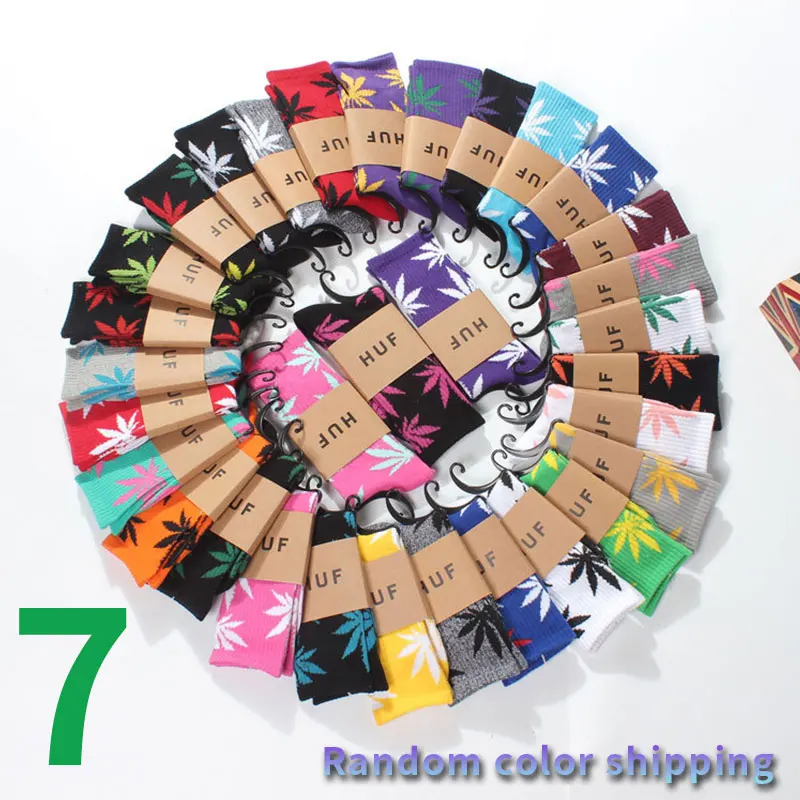 2/4/7 pairs of new random color maple leaf socks, new trendy street dance skateboarding, hip-hop men's and women's mid length tu